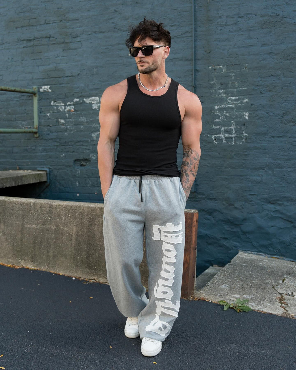YOUNGLA 2127 Big Patch Sweats