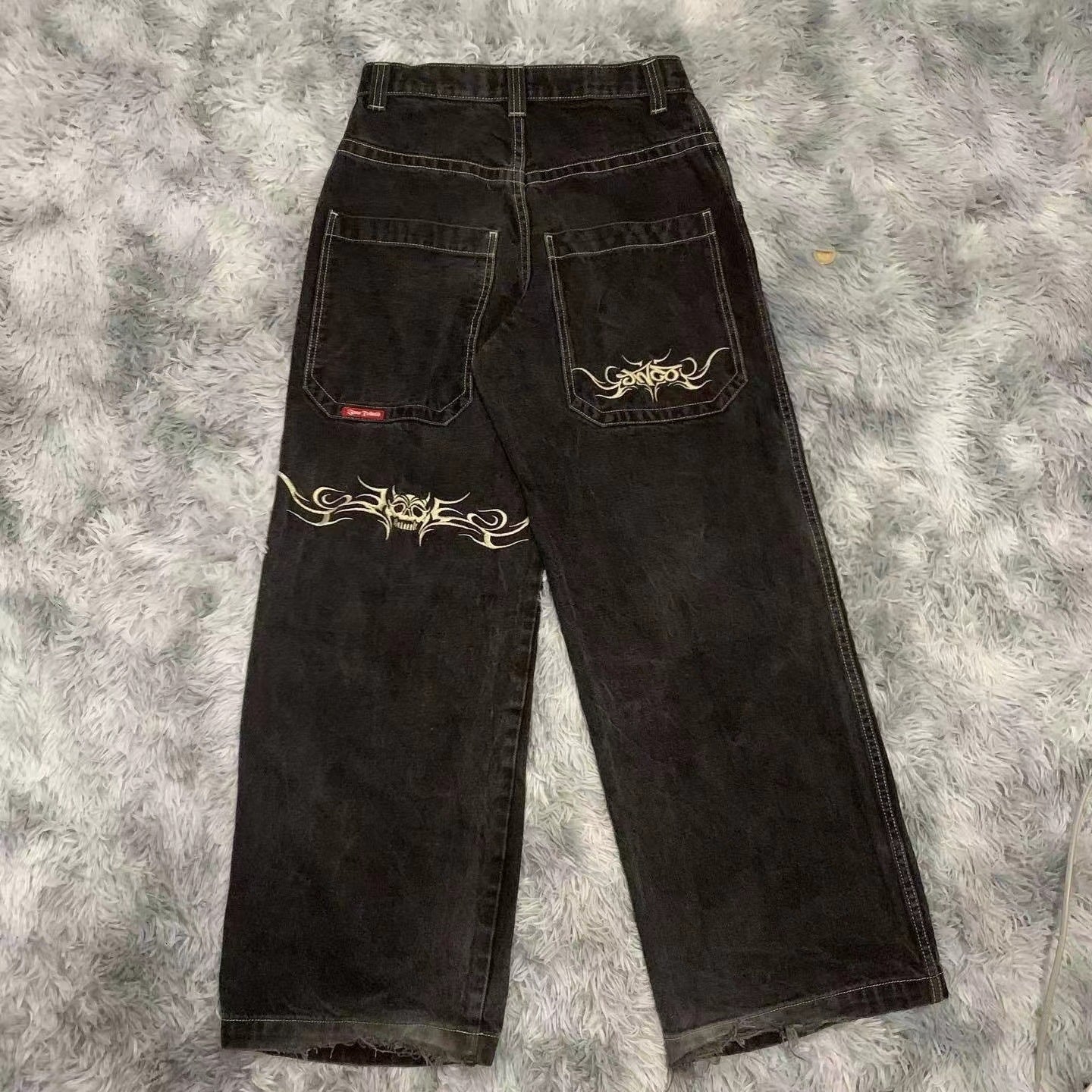 JNCO Style Y2K Baggy Jeans Drachen- & Poker-Stickerei Streetwear Denim-Hose