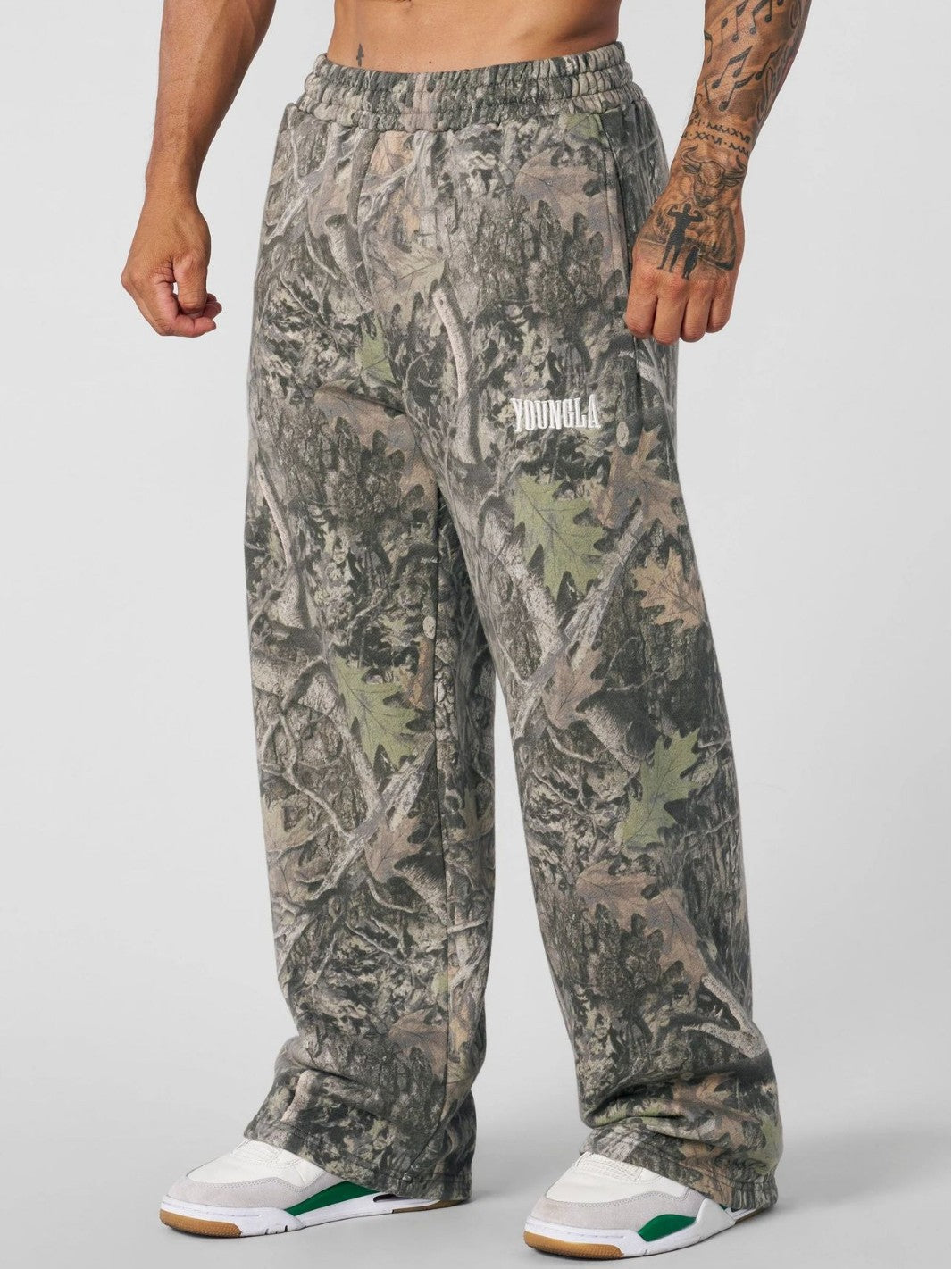 YOUNGLA 2133 Tree Camo Baggy Sweats