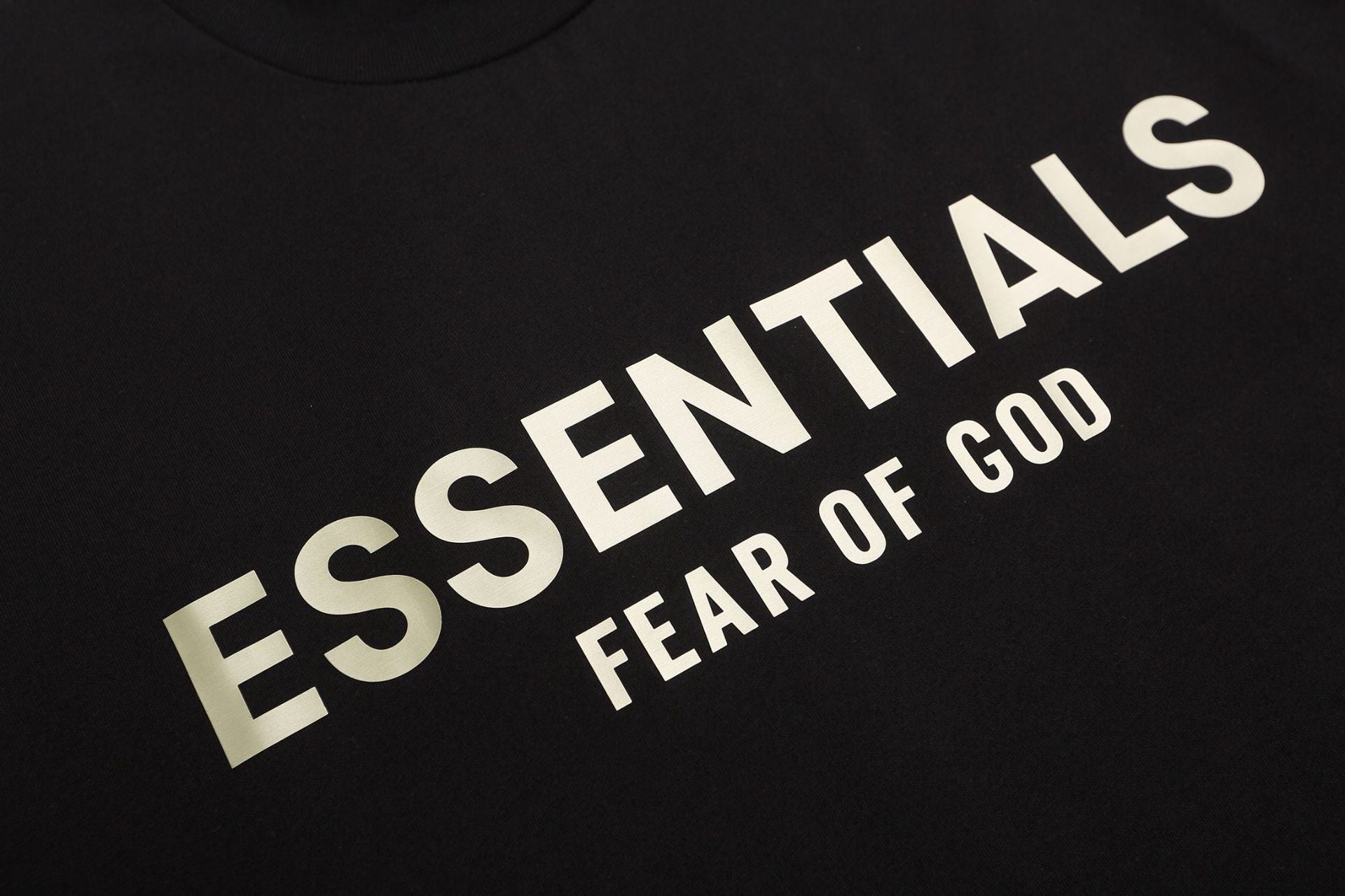 Fear Of God Essentials Silver Foil Letter Crew Neck Unisex T Shirt