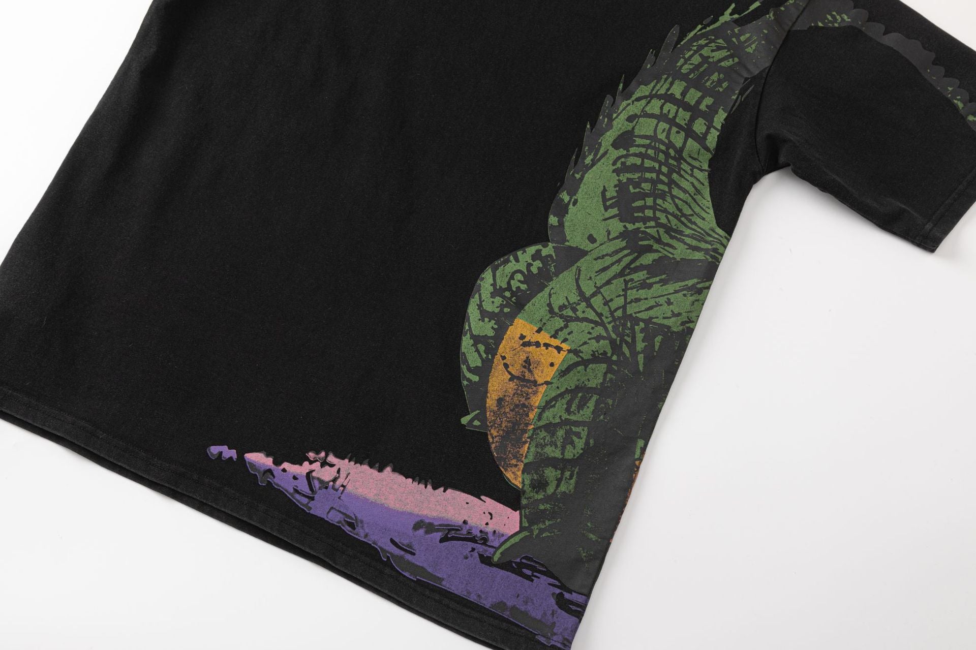 Off-White Crocodile Arrow Pattern Crew Neck Short Sleeve T Shirt Unisex
