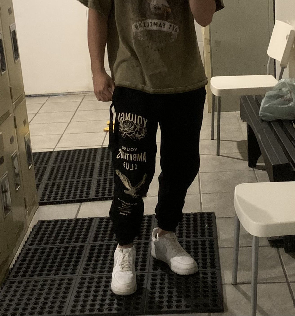 YOUNGLA 233 The Immortal Joggers