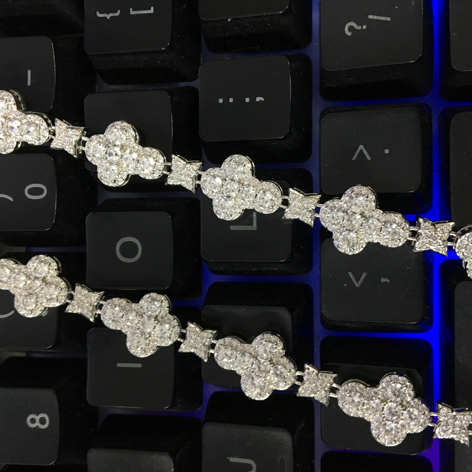 Iced Four Leaf Clover Tennis Bracelet 10mm