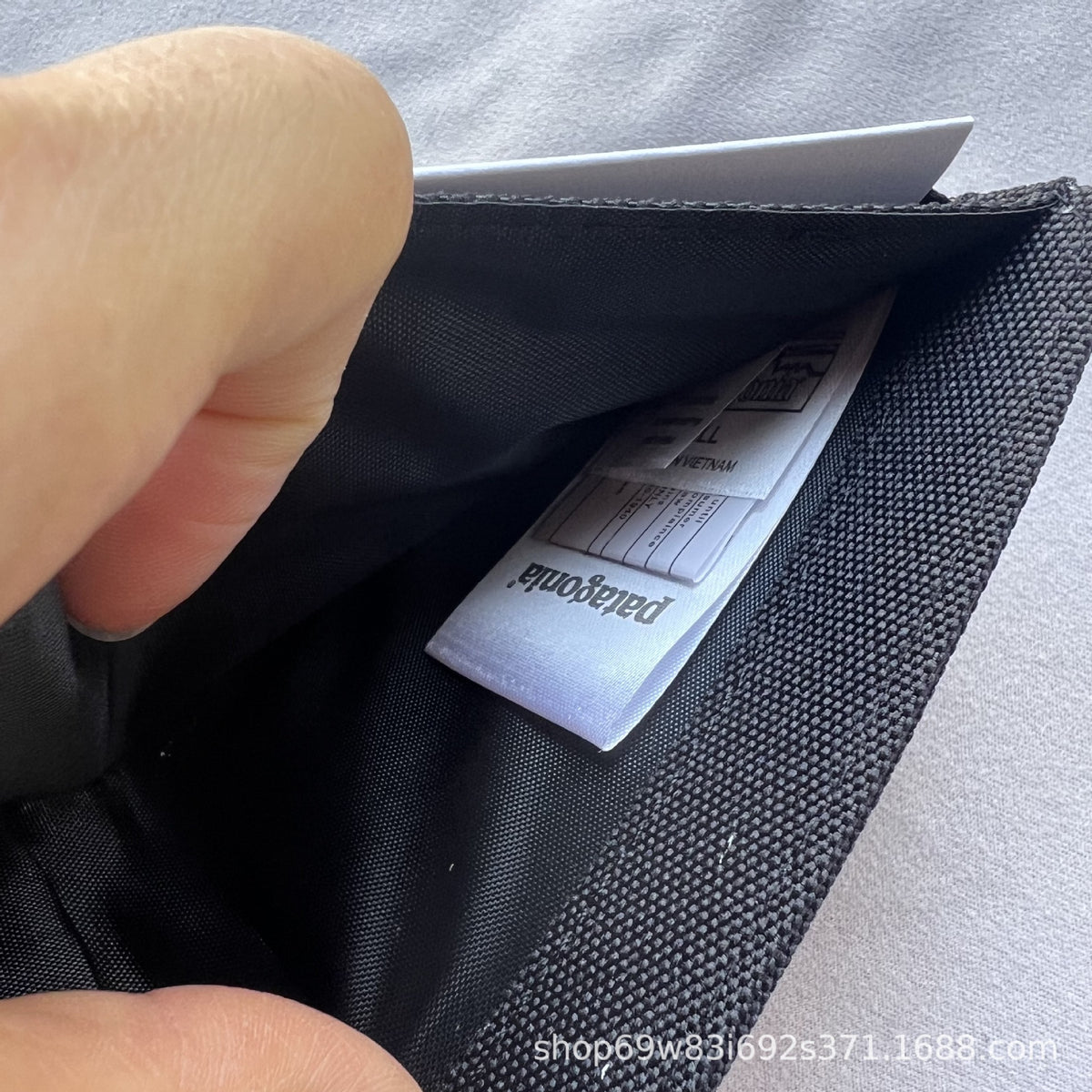 Patagonia Patch Logo Bifold Wallet Multi Oxford Canvas Card Holder