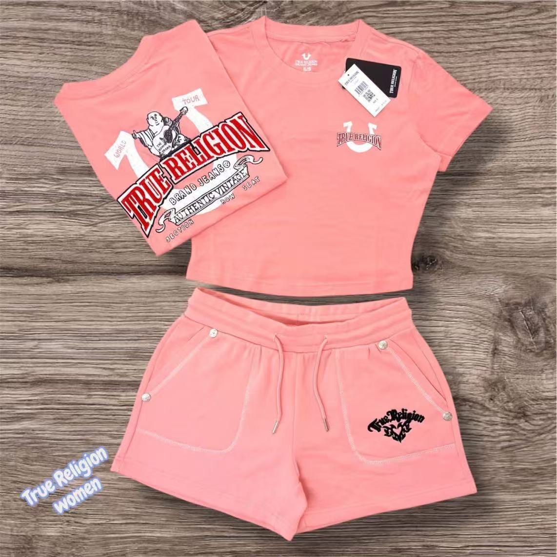 True Religion Horseshoe Graphic Print Tee Shorts 2 Piece Set