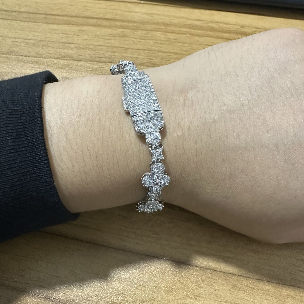 Iced Four Leaf Clover Tennis Bracelet 10mm