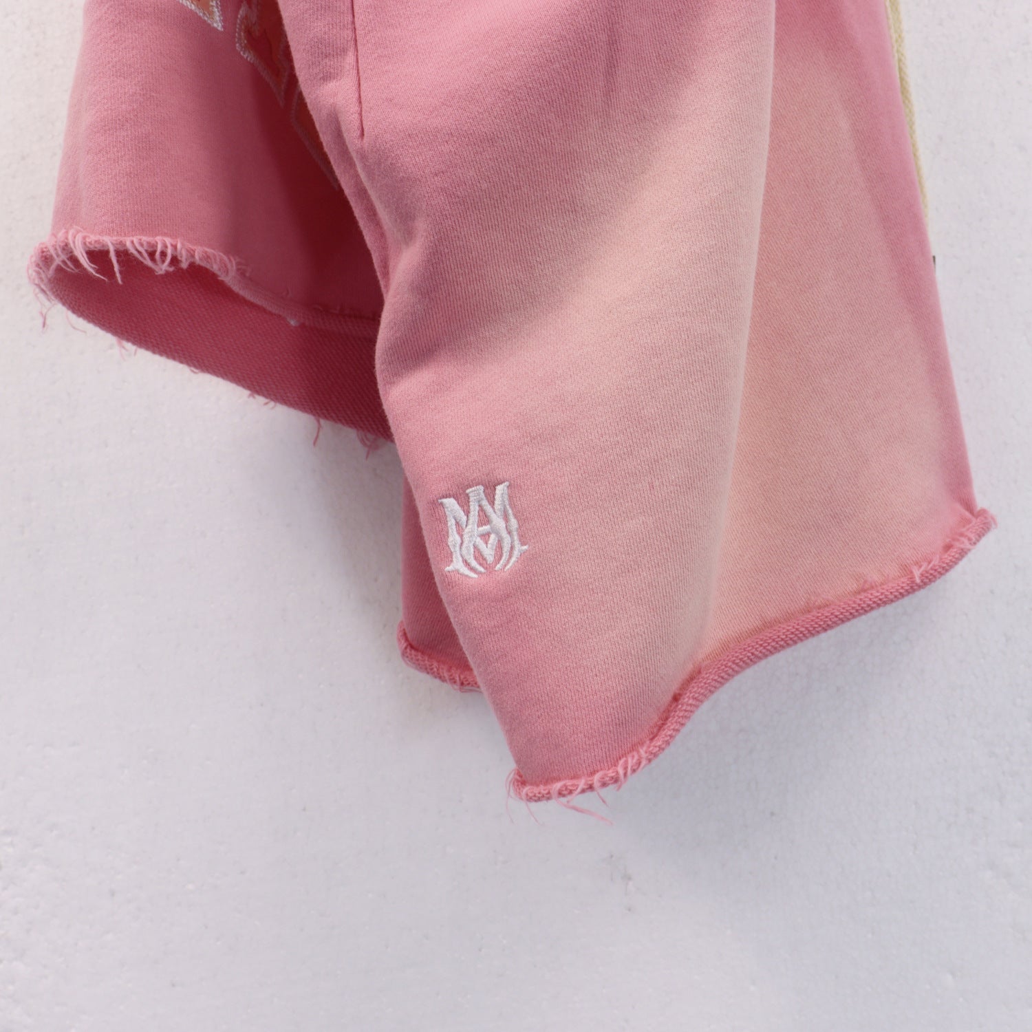 Amiri Gradient Letter Patch Loose Casual Shorts Unisex