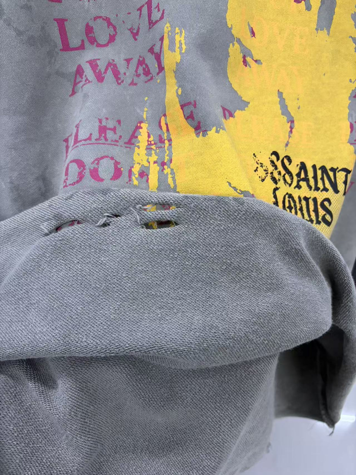 SSSAINT LOUIS Saint Graphic Distressed Washed Crewneck Sweatshirt