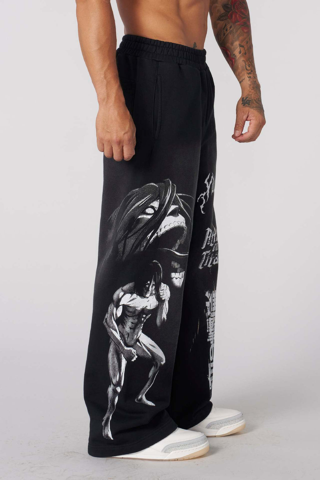 YOUNGLA 2128 AOT© x YLA Baggy Joggers
