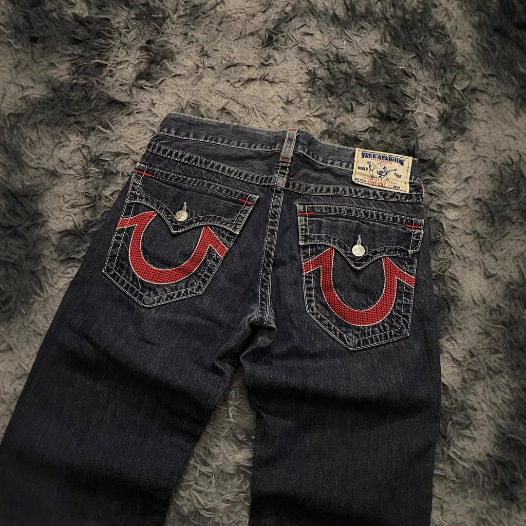 True Religion Vintage Horseshoe Embroidery Straight Jeans Women