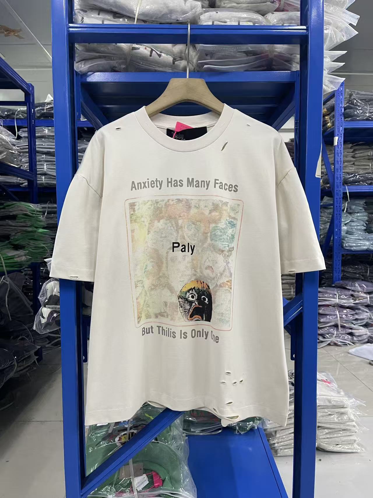 Paly Hollywood Figure Graphic Washed Distressed Crew Neck Short Sleeve T Shirt