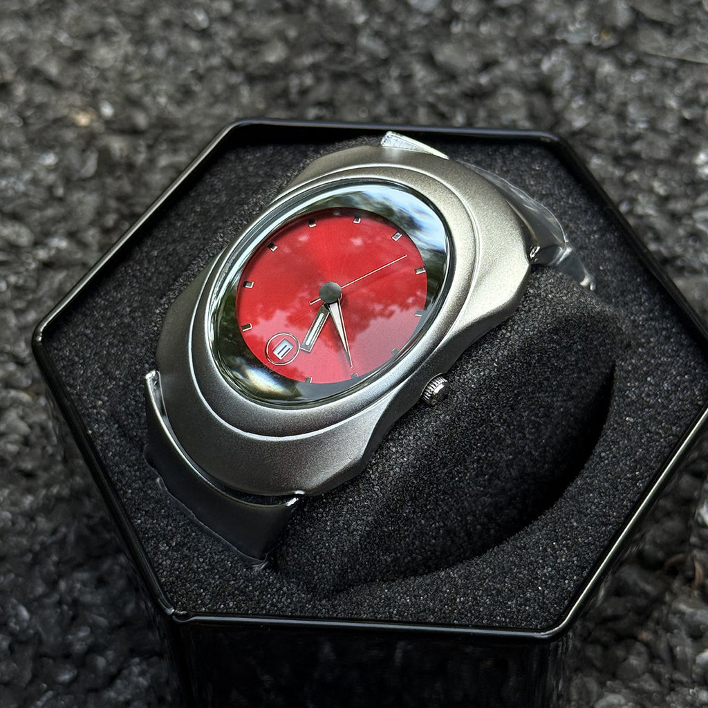 Y2K Irregular Oval Quartz Wrist Watch