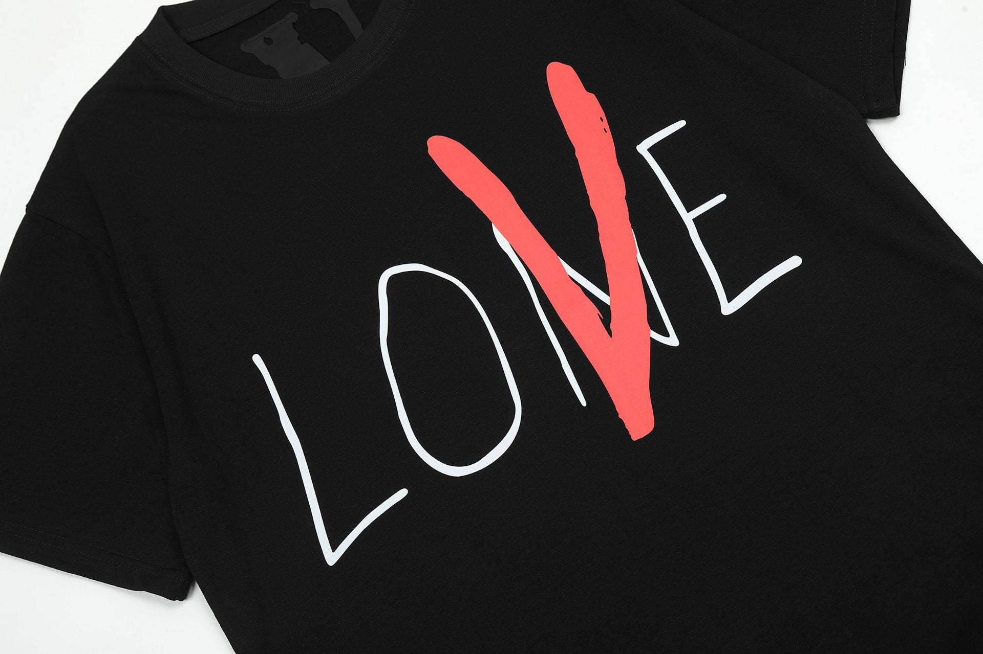Vlone Big V Letter Graphic Short Sleeve Tee Streetwear Unisex