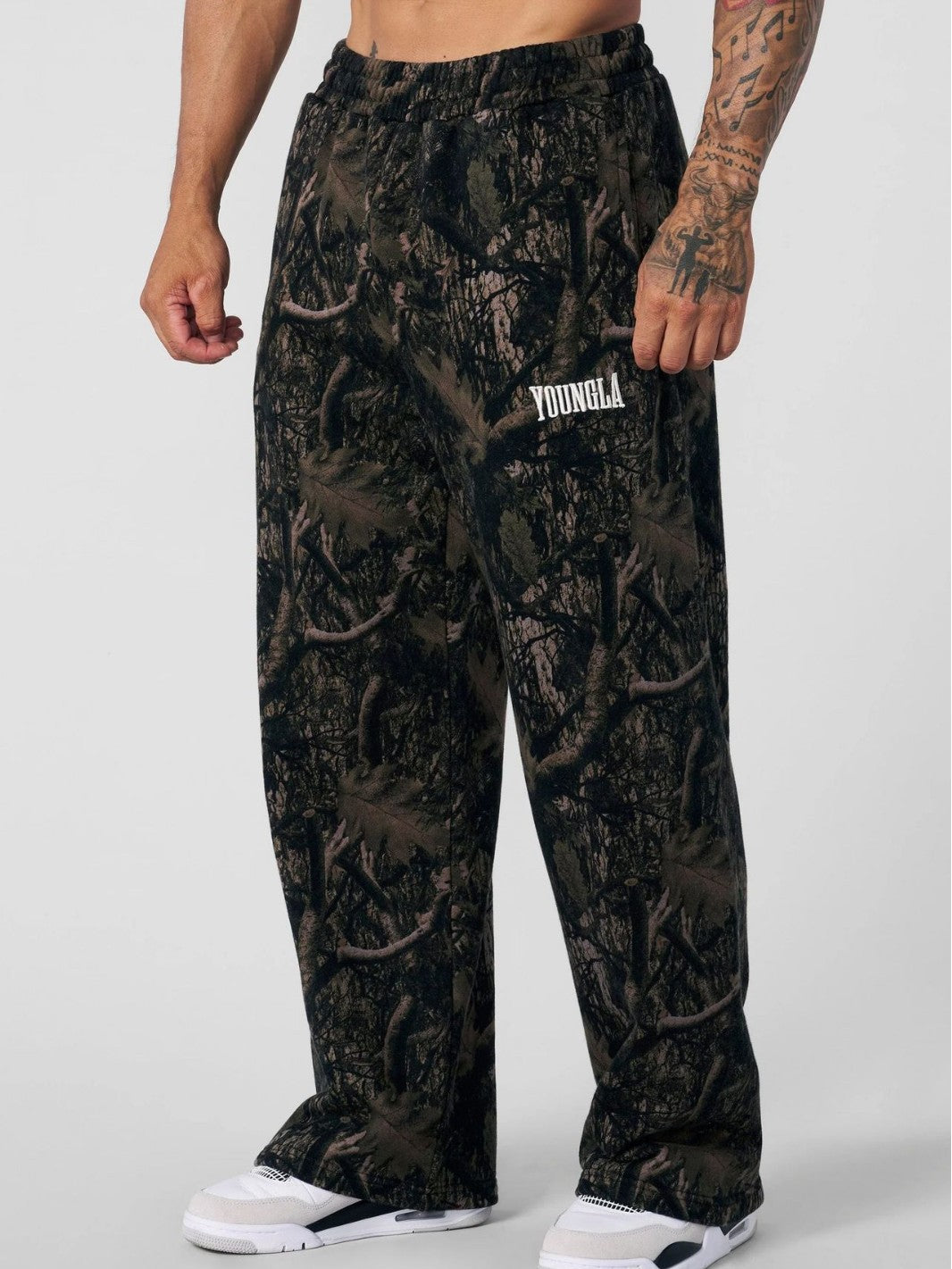 YOUNGLA 2133 Tree Camo Baggy Sweats