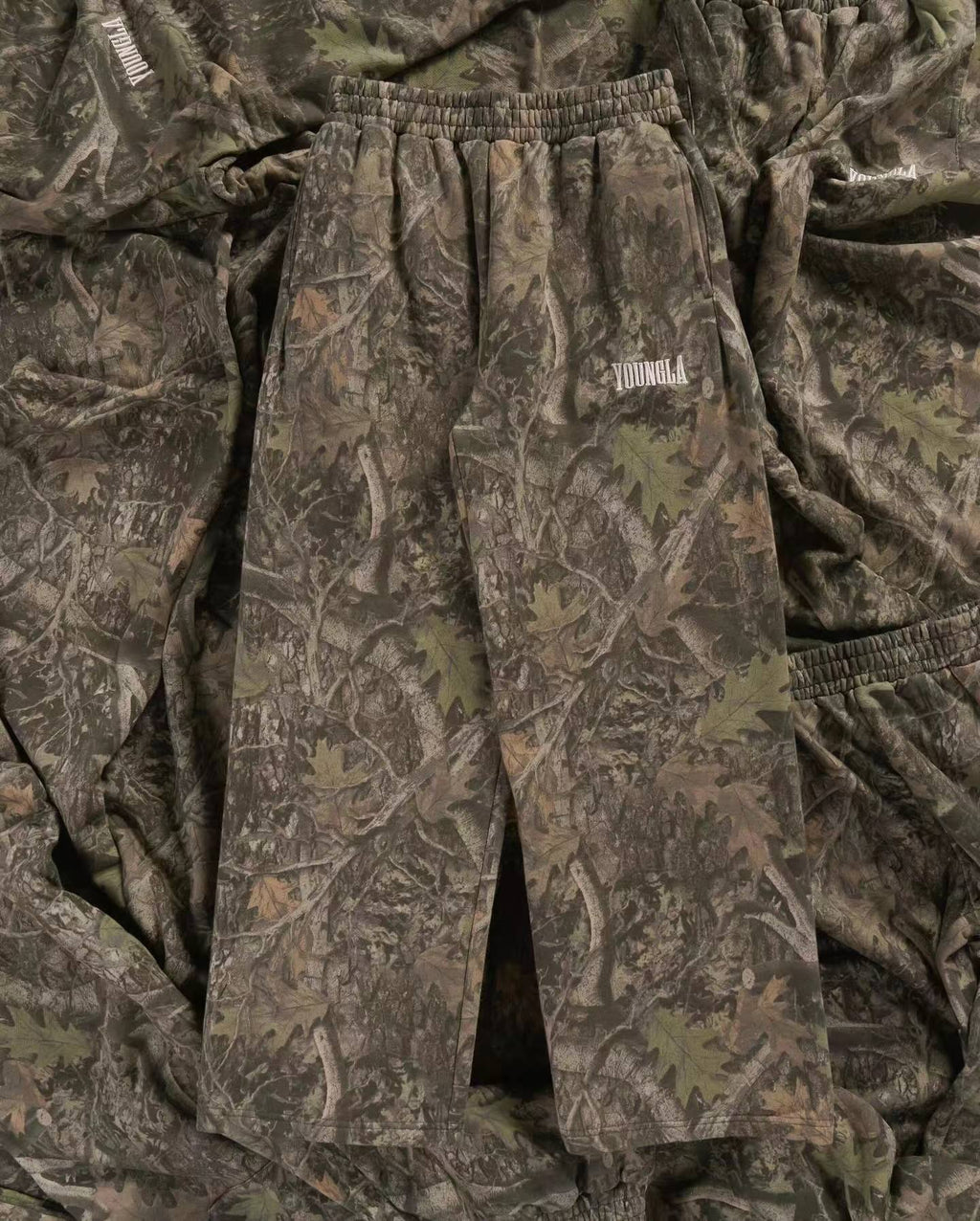 YOUNGLA 2133 Tree Camo Baggy Sweats