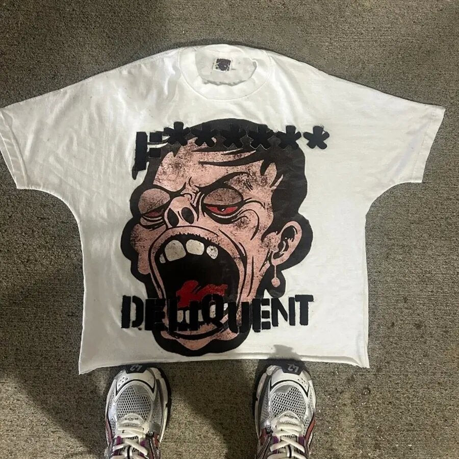 T-Shirt mit Oversized-Vintage-Schnitt und Y2K-Horror-Cartoon-Porträt im Delinquent-Stil aus Baumwolle