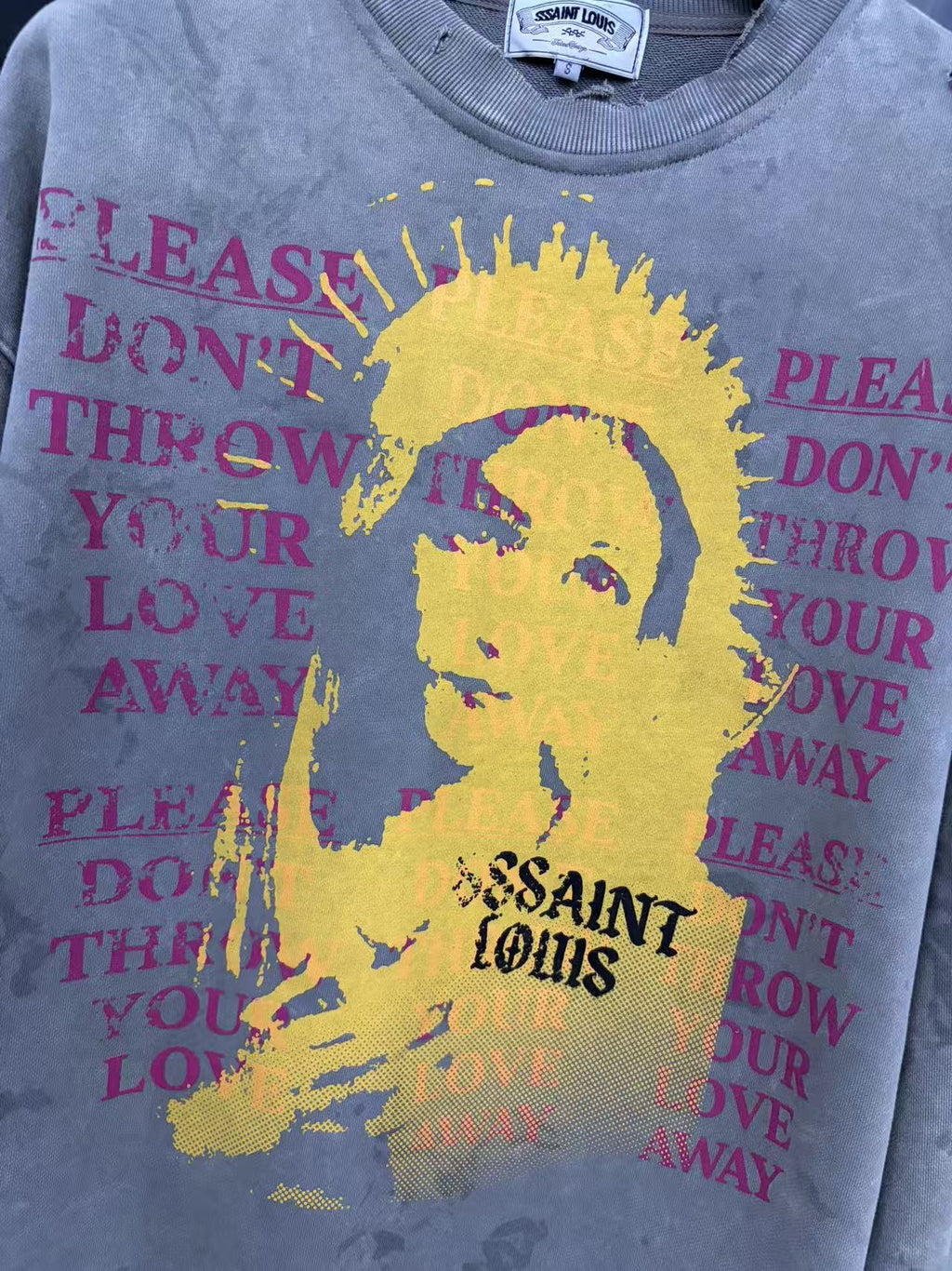 SSSAINT LOUIS Saint Graphic Distressed Washed Crewneck Sweatshirt
