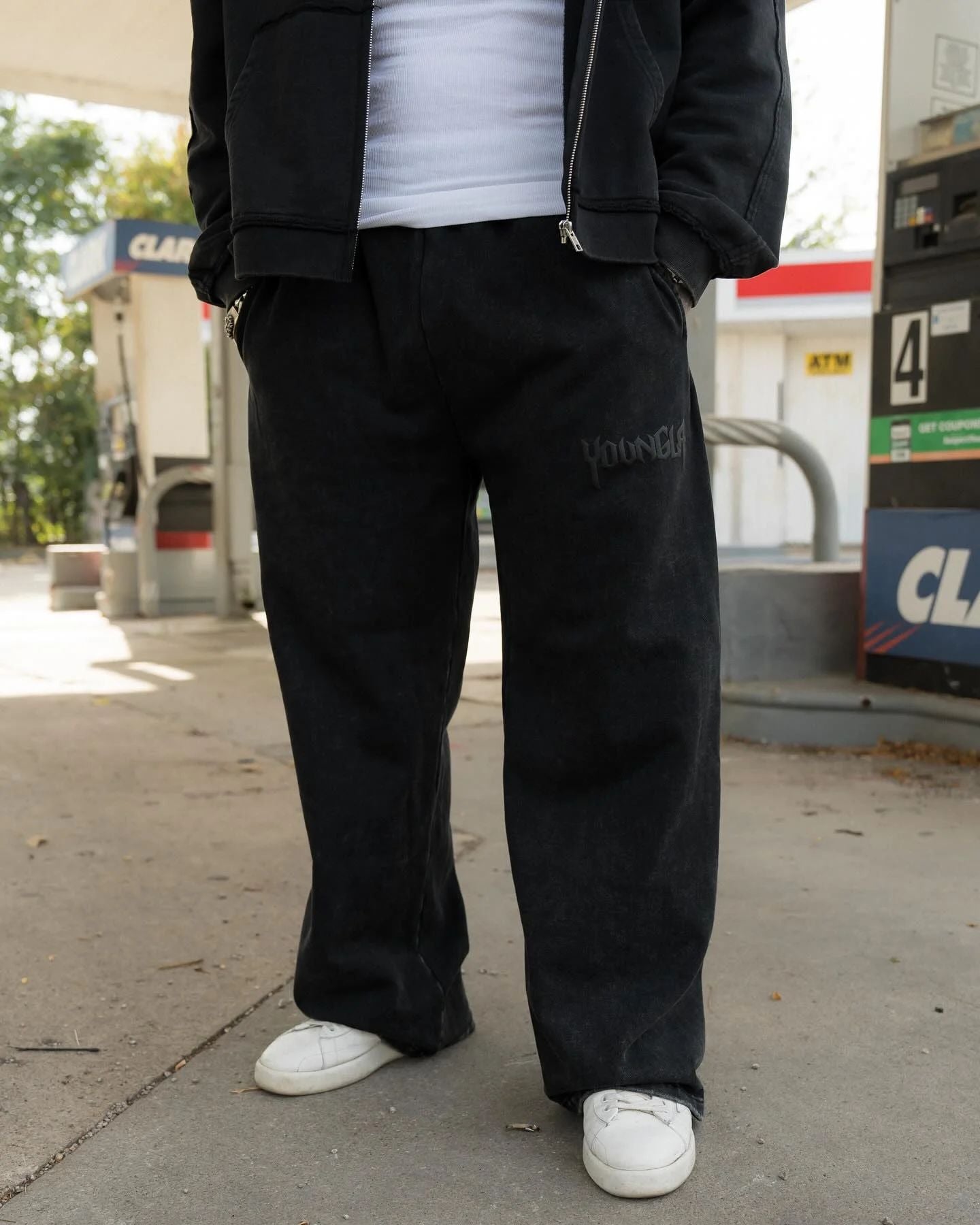 YOUNGLA 2041 The Midnight Collection - Joggers