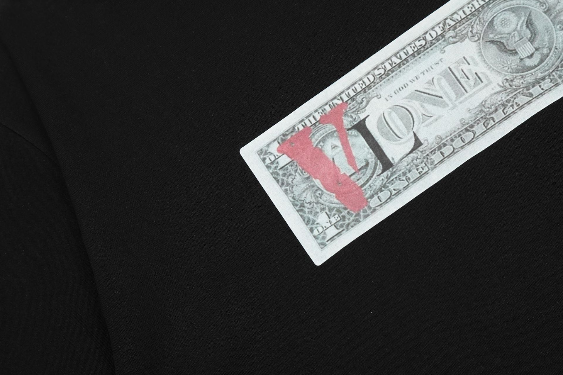 Vlone Big V Letter Graphic Short Sleeve Tee Streetwear Unisex