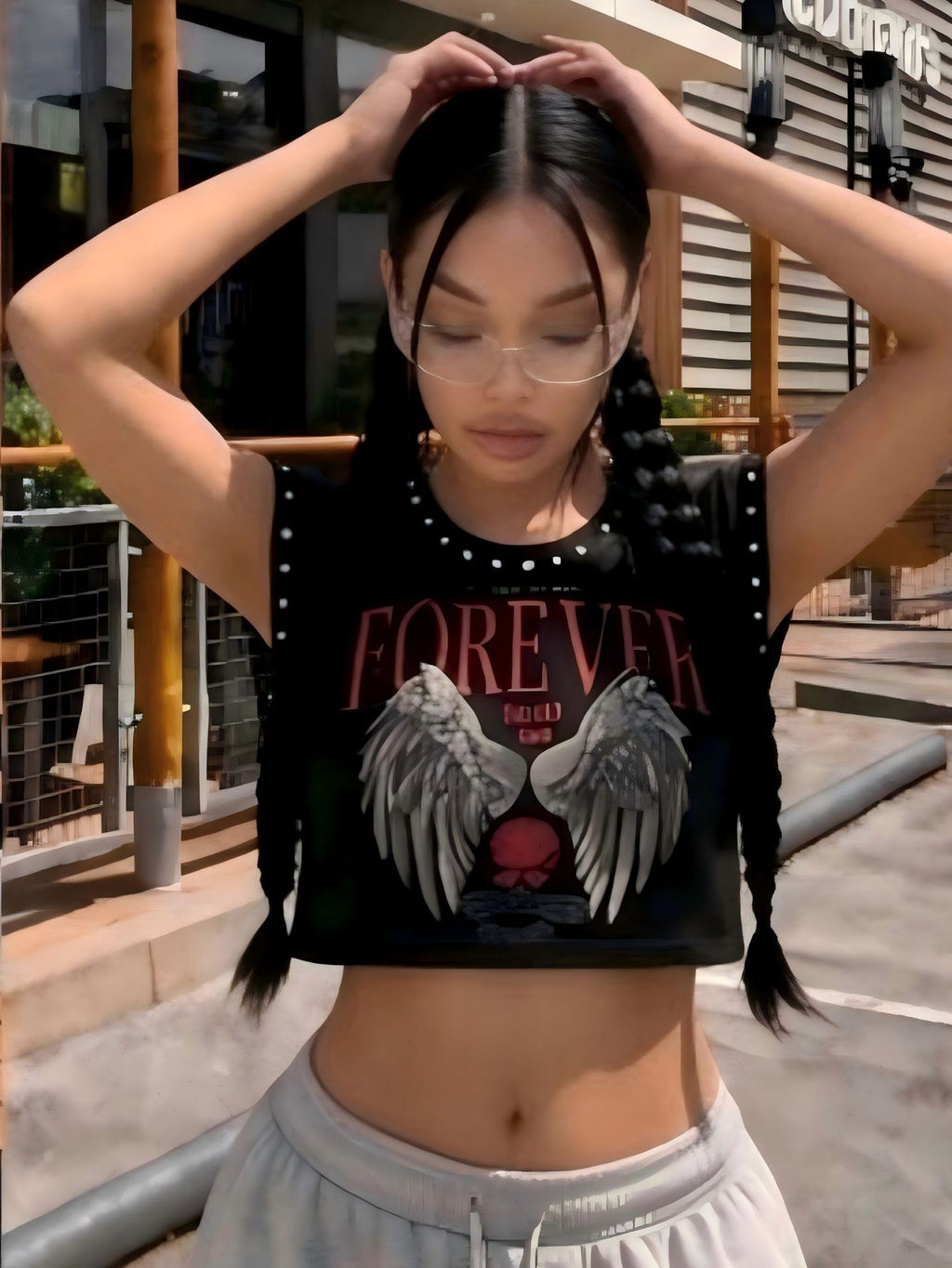 Rivet Decor Graphic Print Crew Neck Sleeveless Crop Tank Top Women