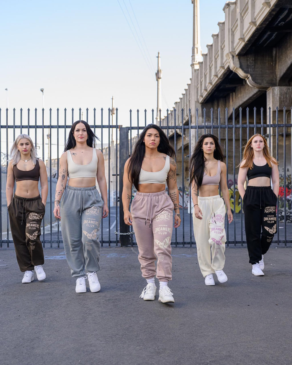 YOUNGLA W211 Dreamers Joggers