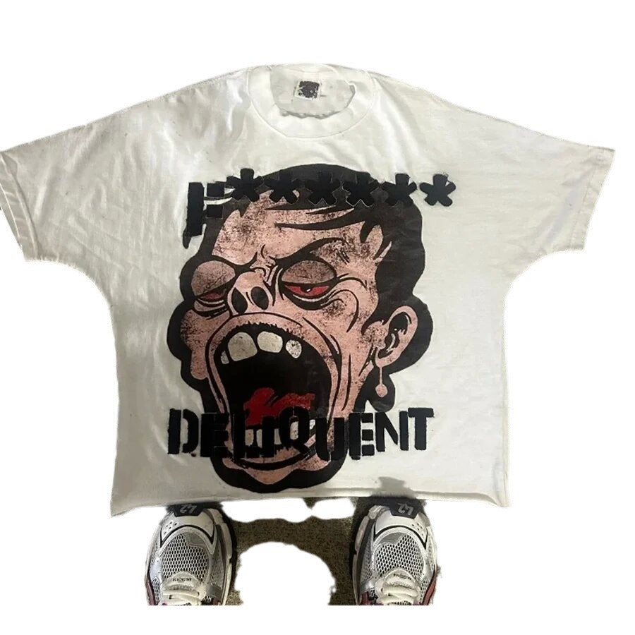 T-Shirt mit Oversized-Vintage-Schnitt und Y2K-Horror-Cartoon-Porträt im Delinquent-Stil aus Baumwolle