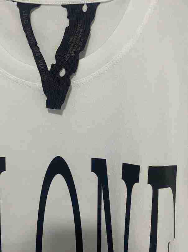 VLONE Big V Graphic Long Sleeve Tee Streetwear Cotton Oversized Shirt