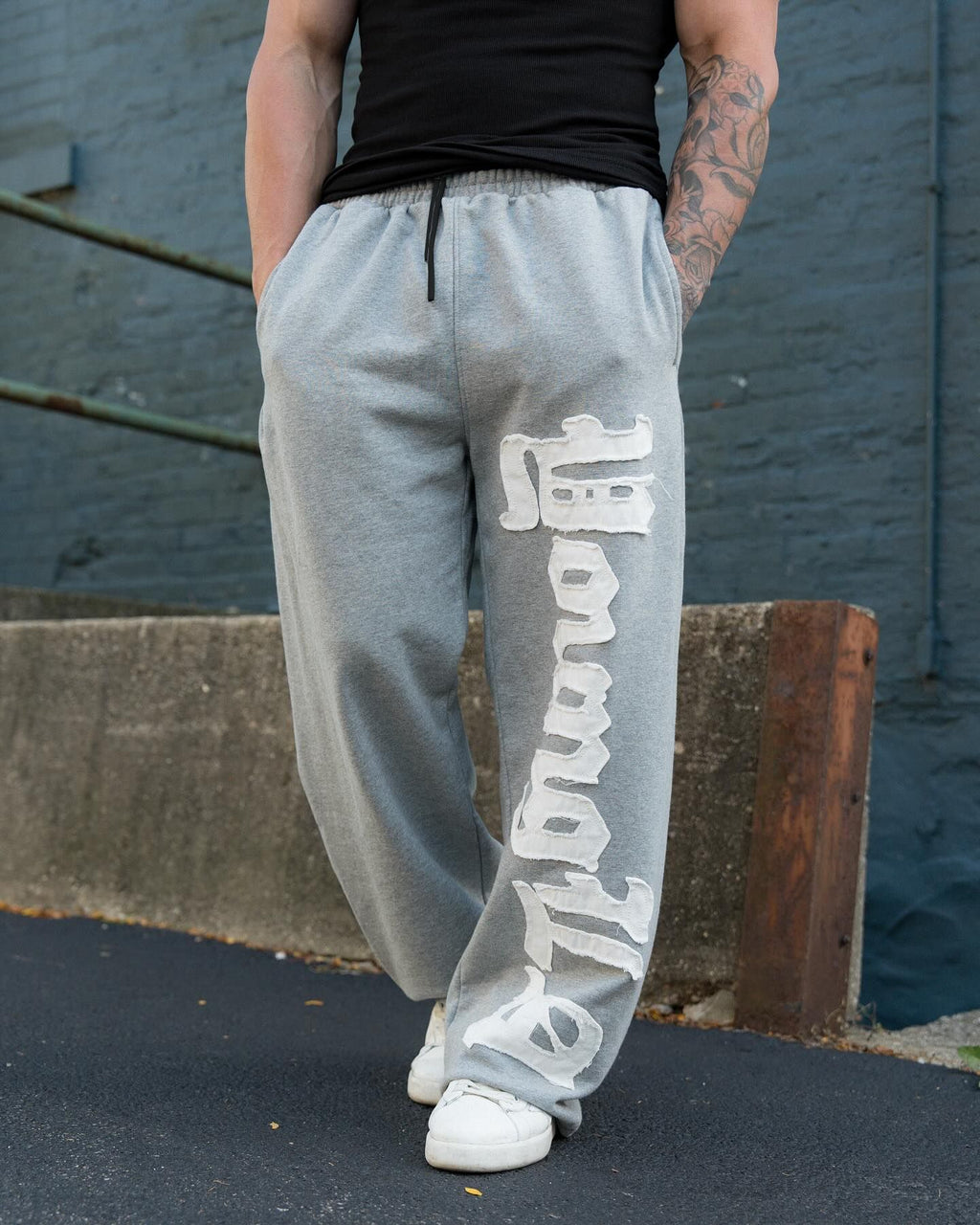 YOUNGLA 2127 Big Patch Sweats