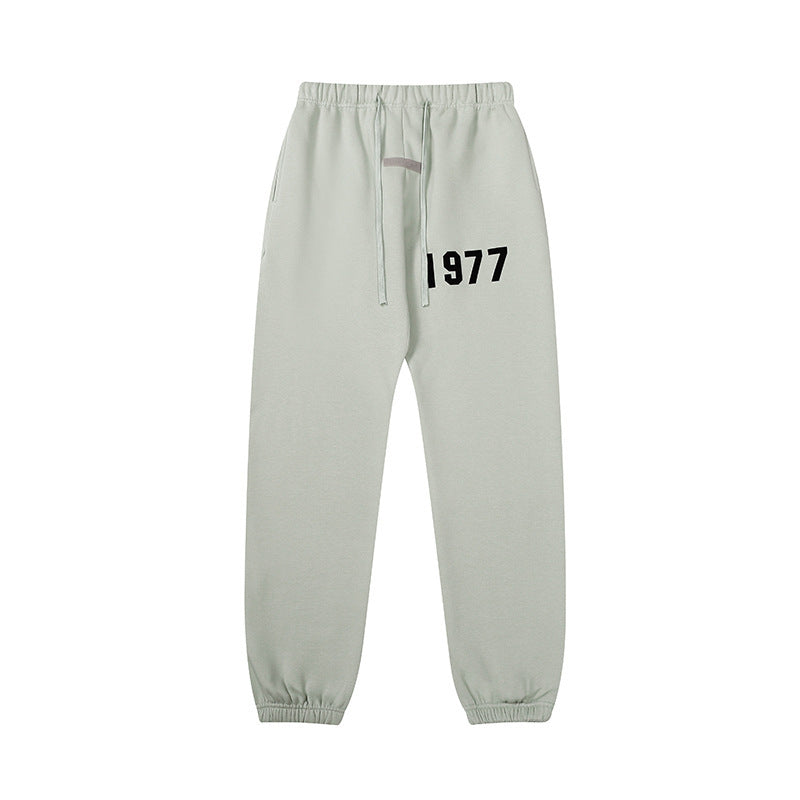 Fear of God ESSENTIALS 1977 Flocked Number Print Hoodie sweatpants