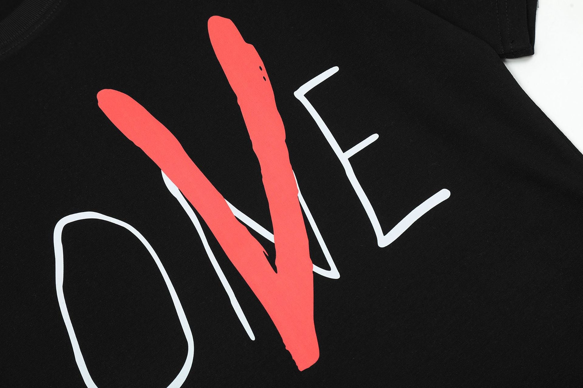 Vlone Big V Letter Graphic Short Sleeve Tee Streetwear Unisex