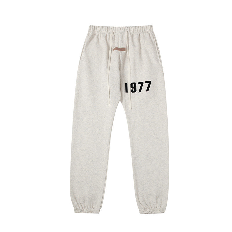 Fear of God ESSENTIALS 1977 Flocked Number Print Hoodie sweatpants