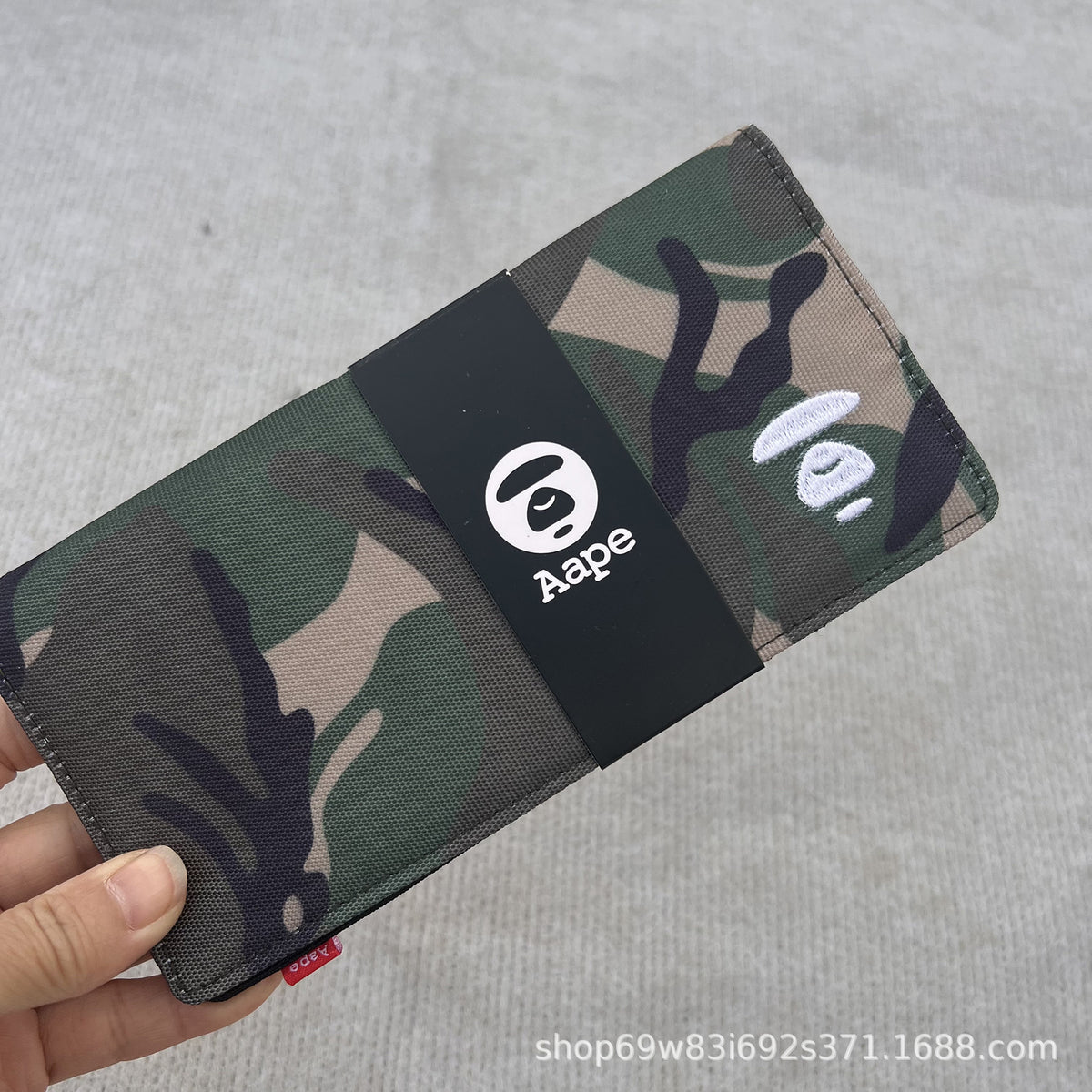 AAPE BY A BATHING APE Head Embroidered Long Wallet