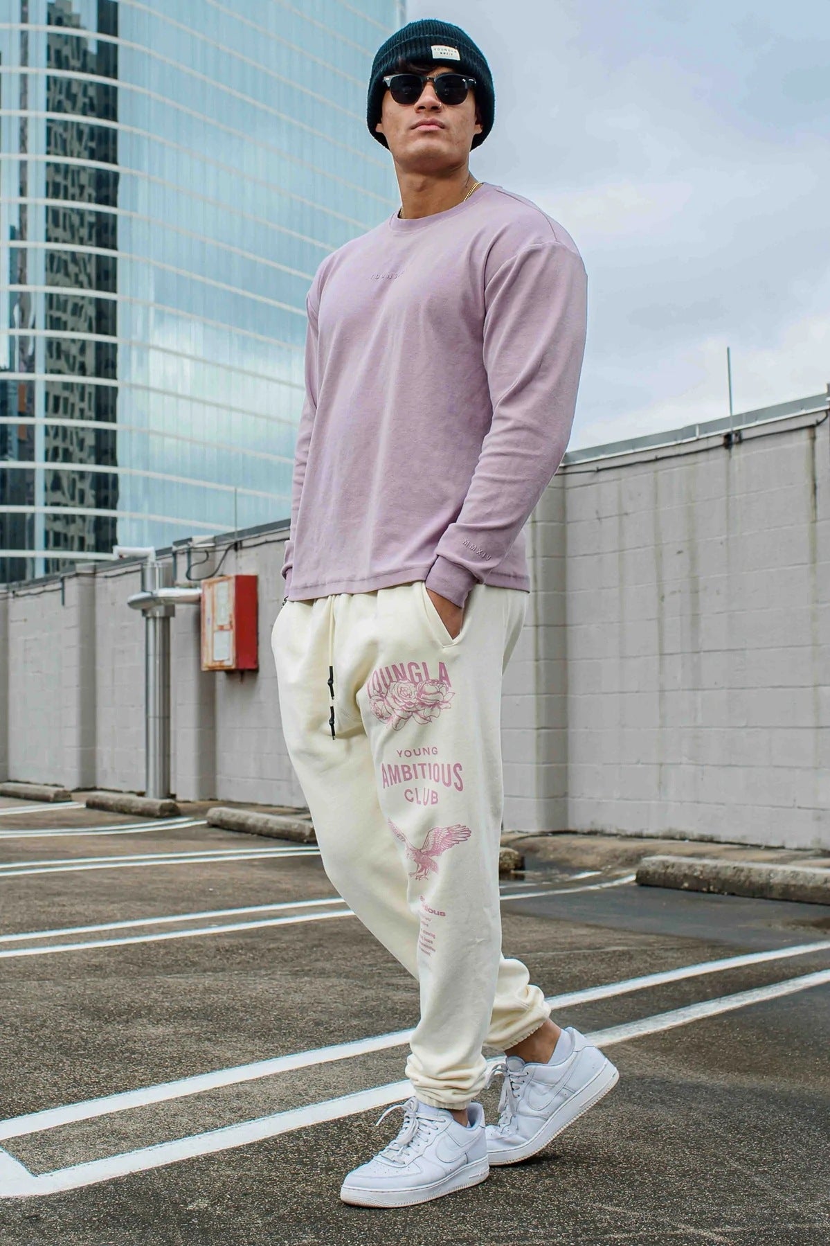 YOUNGLA 233 The Immortal Joggers