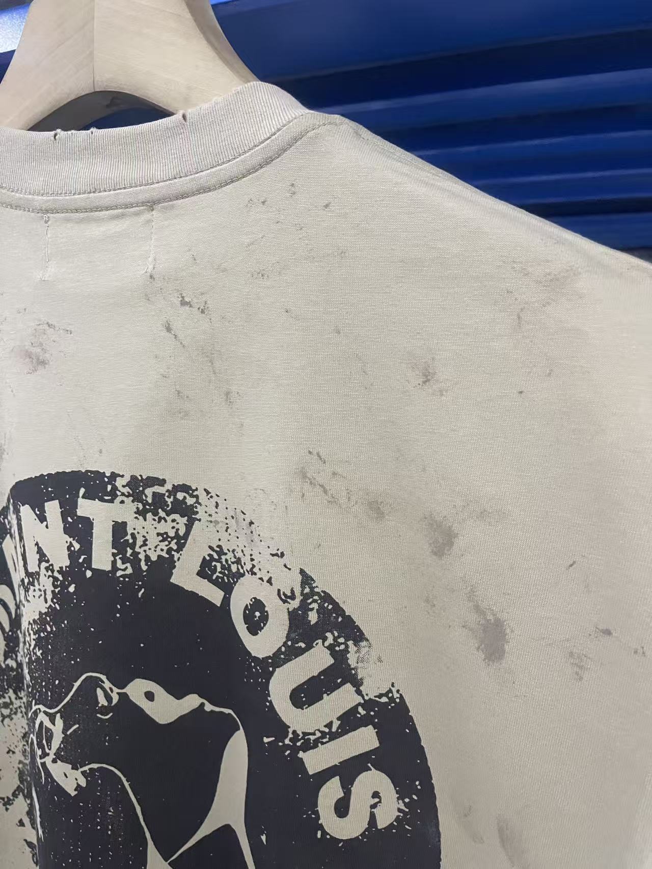 SSSAINT LOUIS Cartoon Graphic Washed Distressed Sleeveless Tank Top