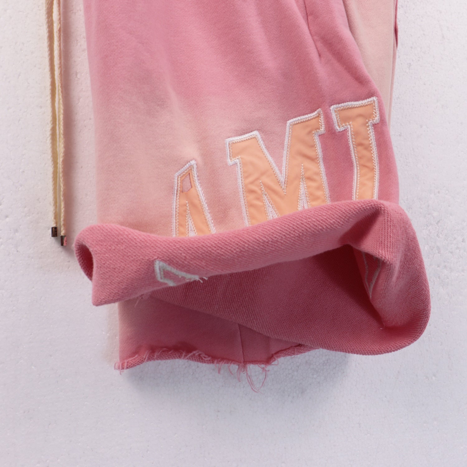 Amiri Gradient Letter Patch Loose Casual Shorts Unisex